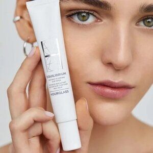 Hourglass Equilibrium Instant Plumping Eye Mask Full Size 1.0 Fl Oz New In Box